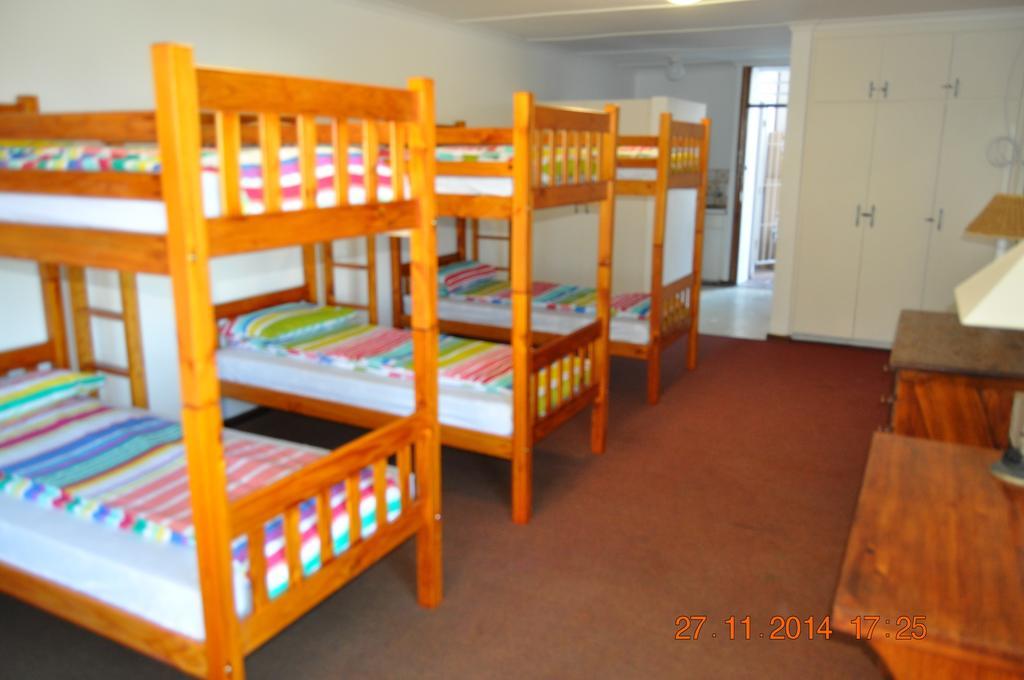 Backpacker Apartments بليتنبيرغ باي الغرفة الصورة