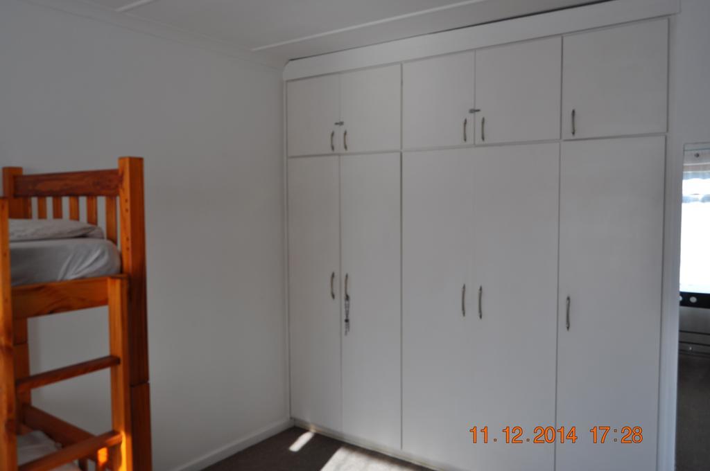 Backpacker Apartments بليتنبيرغ باي الغرفة الصورة