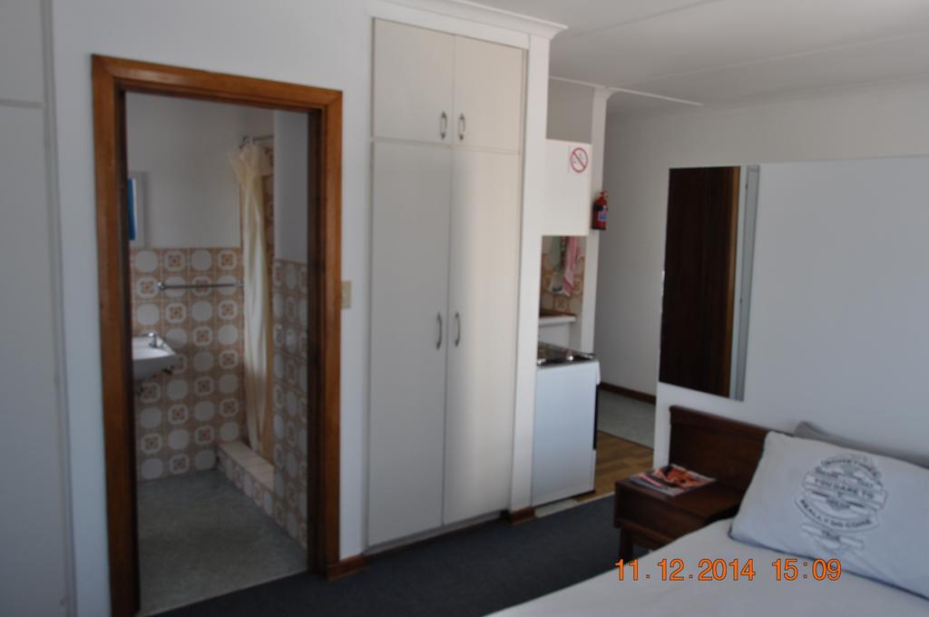 Backpacker Apartments بليتنبيرغ باي الغرفة الصورة